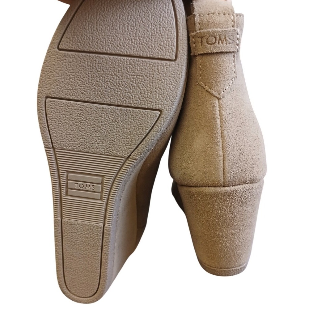 TOMS Leila Tan Suede Wedge Ankle Booties Womens 6.5 Pull On Round Toe Boots - Picture 3 of 13